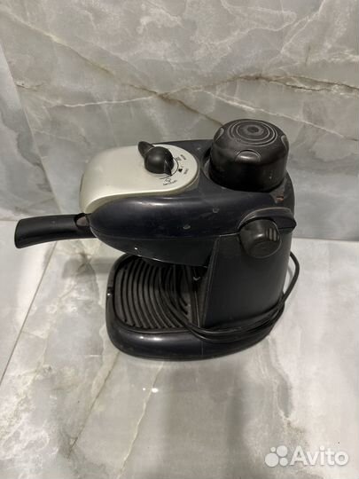 Кофемашину delonghi