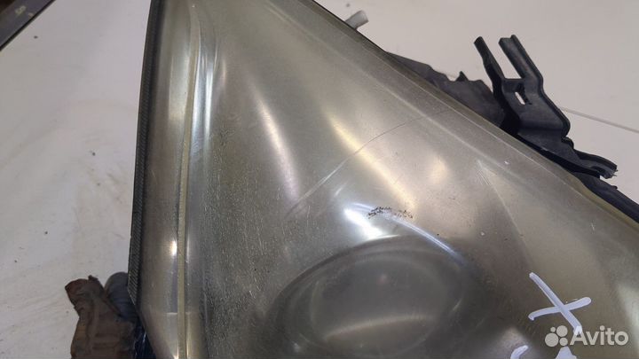 Фара (передняя) правая Lexus IS