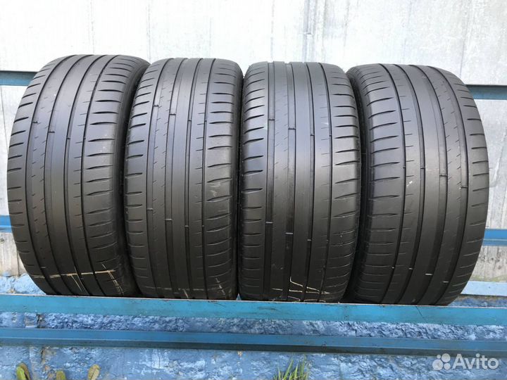 Michelin Pilot Sport 4 235/45 R19