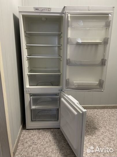 Холодильник Атлант бу двухкамерный
