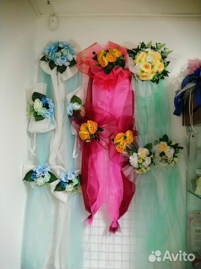 Свадебные украшения на машину