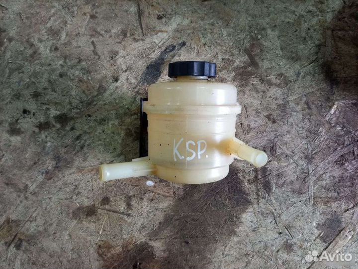 Бачок гур Kia Spectra седан 1.6L 2008