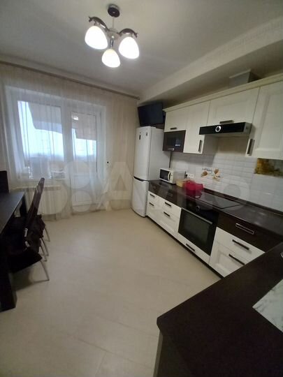 2-к. квартира, 72,2 м², 8/17 эт.