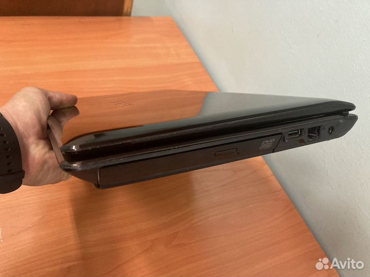 Ноутбук asus K42J