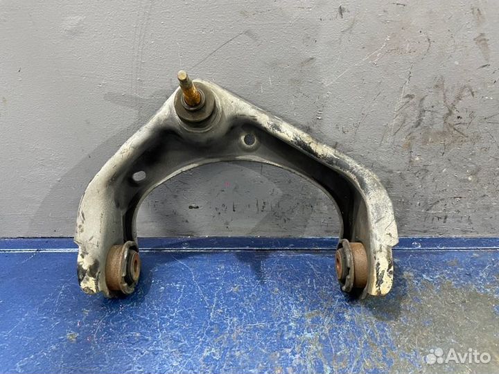 Рычаг верхний передний правый Ford Explorer 4 U251