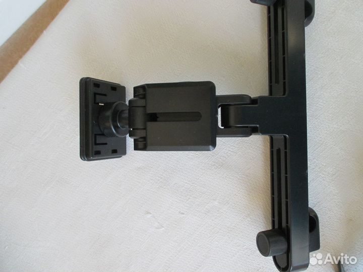 Универсальный держатель PU для планшетов SH - 50