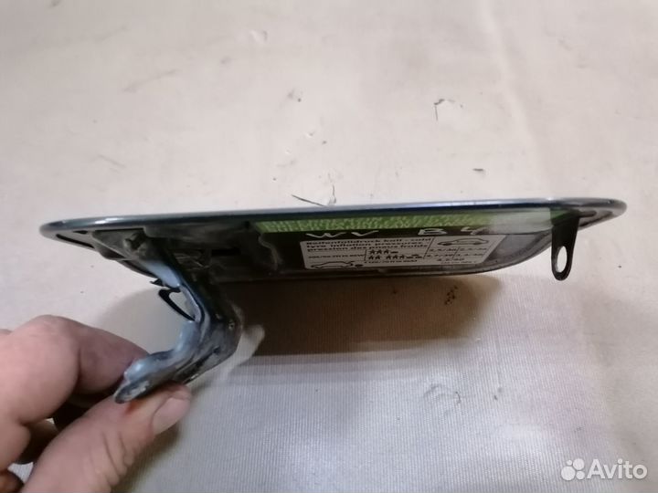 Лючок бензобака VW Passat B4 1993-1997