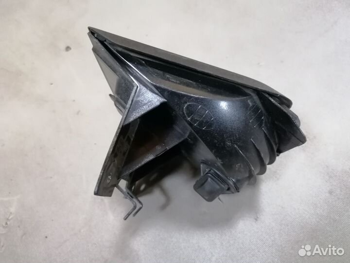 Стоп сигнал салона Renault Logan 2005-2014