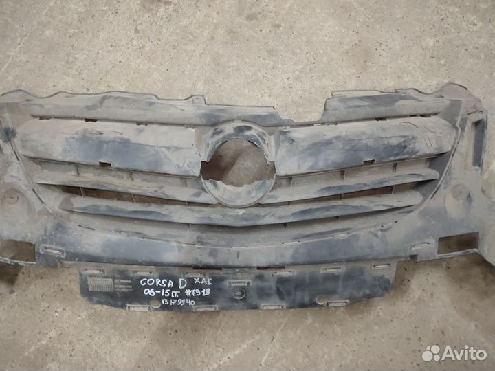 Решетка радиатора Opel Corsa D