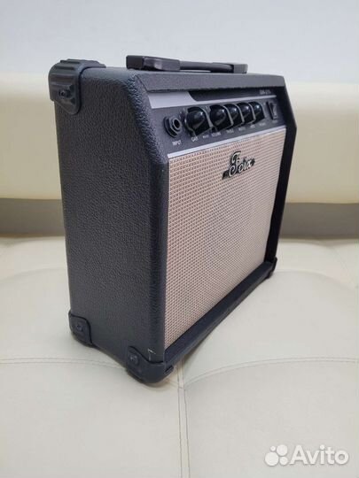 Комбоусилитель Foix GM215