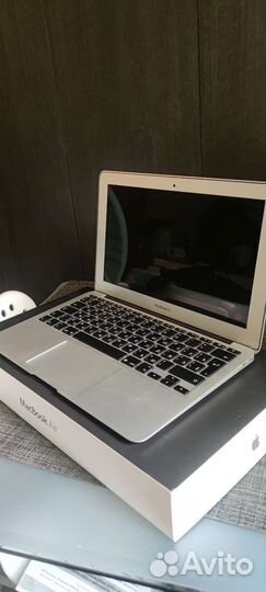 Apple MacBook Air 11