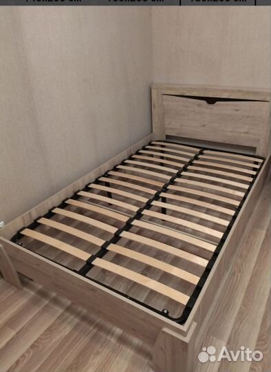 Кровать двухспальная с матрасом 180/ 200