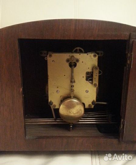 Старинные каминные часы