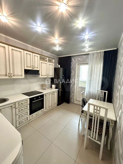 2-к. квартира, 73 м², 5/14 эт.