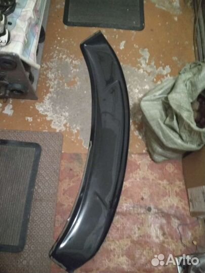 Козырёк на заднее стекло