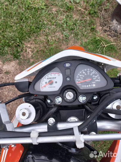 Продам мотоцикл эндуро состояние нового