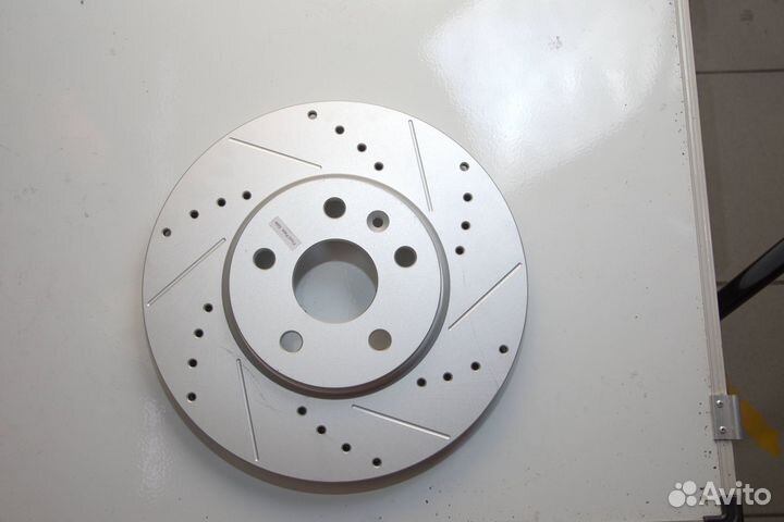 Передний тормозной диск PowerStop на Camaro
