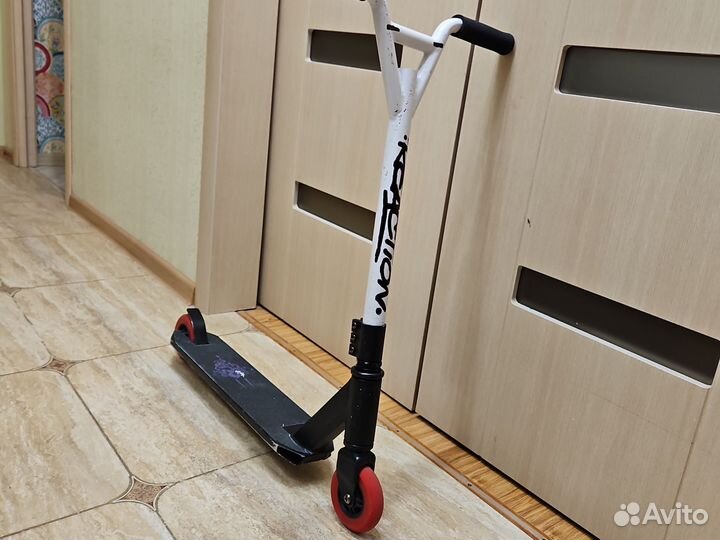 Трюковой самокат