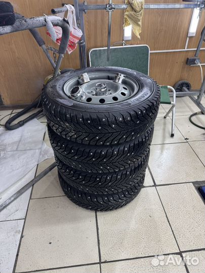 Колеса зимние 175 70 r13 новые