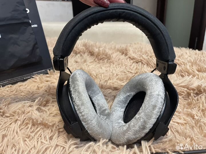 Наушники beyerdynamic DT 990 pro 250 ohm