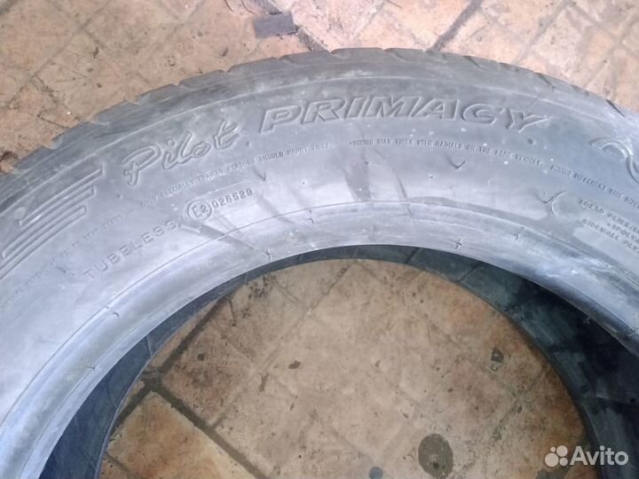 Michelin Pilot Primacy 215/55 R16