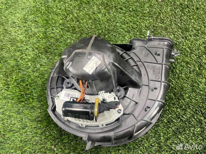 Мотор печки Bmw X5 E70 N55B30 2010