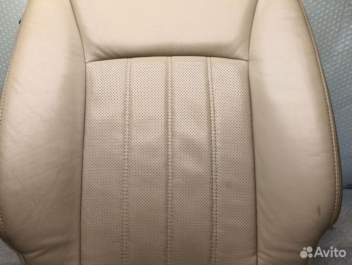 Подушка сиденья переднего правого Equus дорест