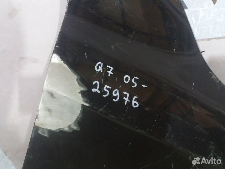 Audi Q7 05- Крыло Правое 25976