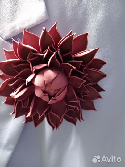 Брошь ручной работы