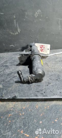 Форсунка омывателя фар Volvo V50