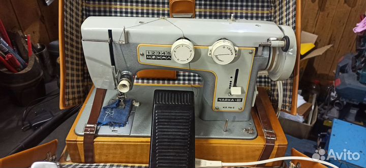 Швейная машинка чайка 3
