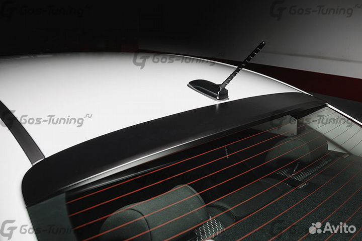 Козырек на стекло на Kia Rio 4