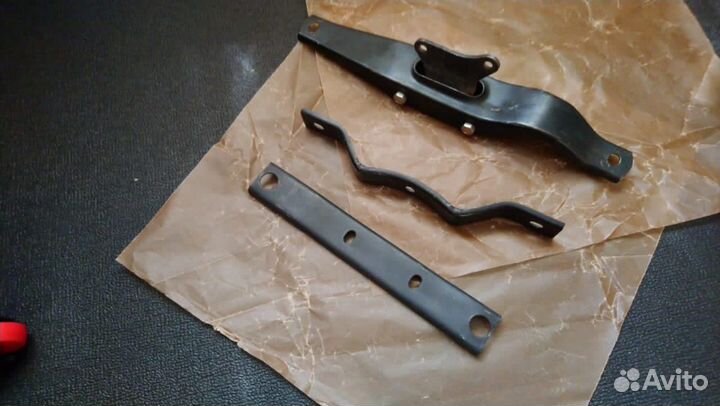 Кронштейн кпп ваз 2101