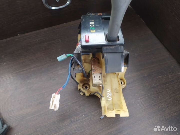 Селектор АКПП Тойота Camry VZV33 prominent