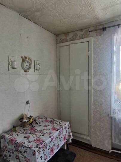 2-к. квартира, 48 м², 3/3 эт.