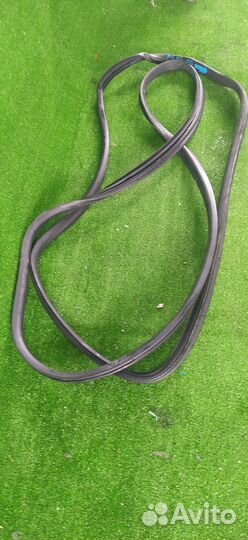 Уплотнение двери пара заднее Volvo Xc60 B4204T6