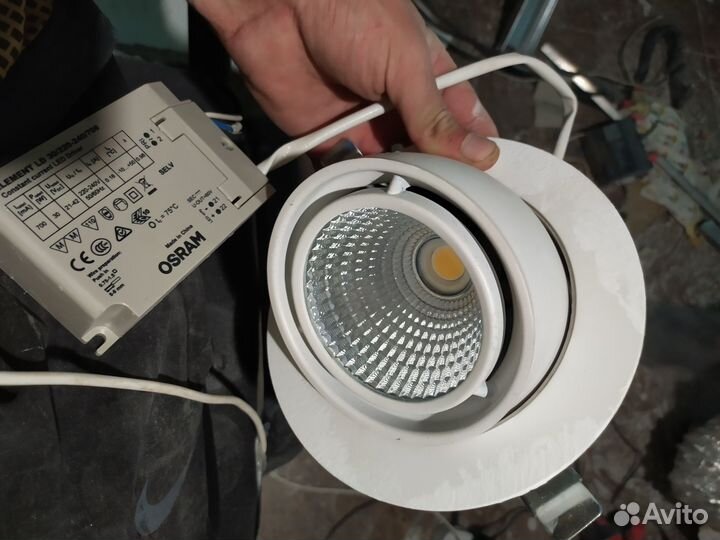 Светильник потолочный светодиодный