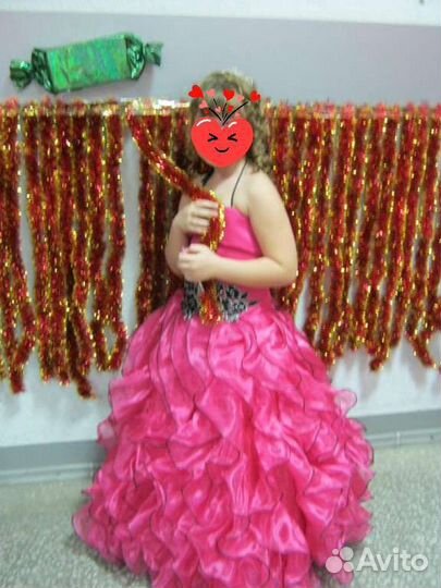 Нарядное платье для девочки