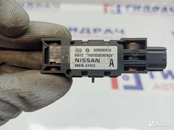 Датчик AIR BAG Nissan Primera P12 98830-AY000