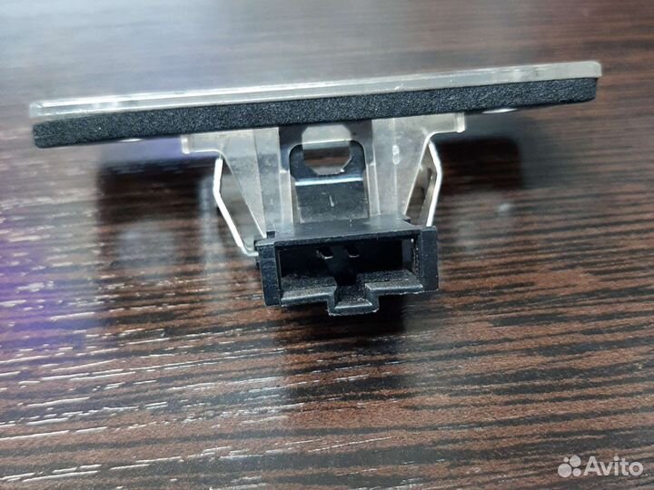 Плафон подсветки номера Fabia, Yeti