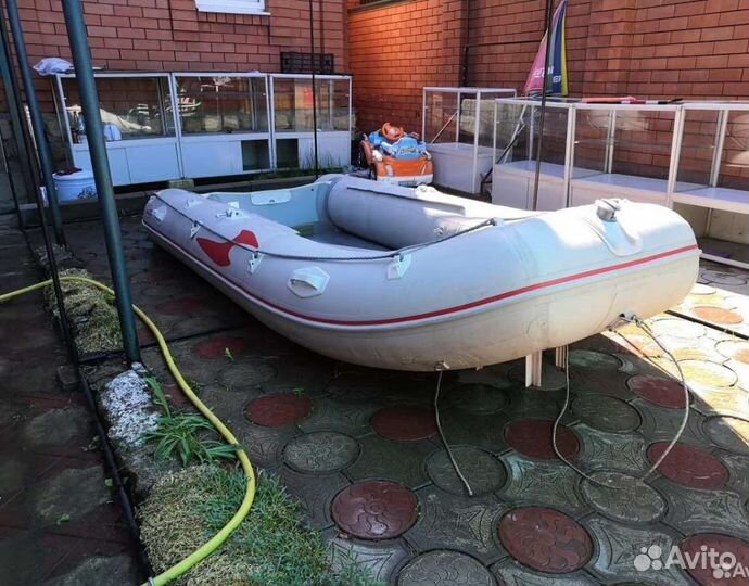 Лодка пвх с мотором Тохатсу 18лс