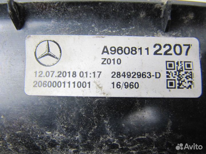 Крышка кронштейна зеркала Mercedes Benz Actros MP4