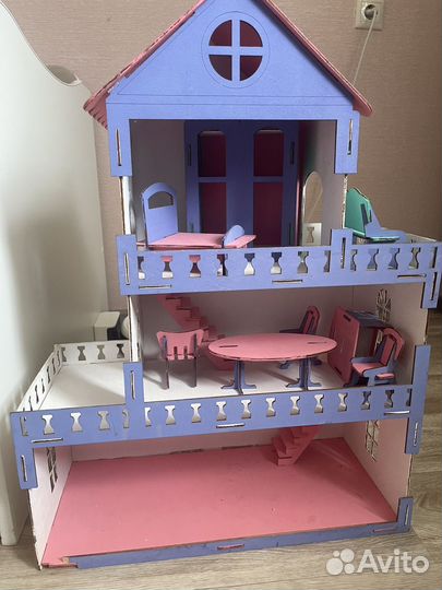 Домик кукольный