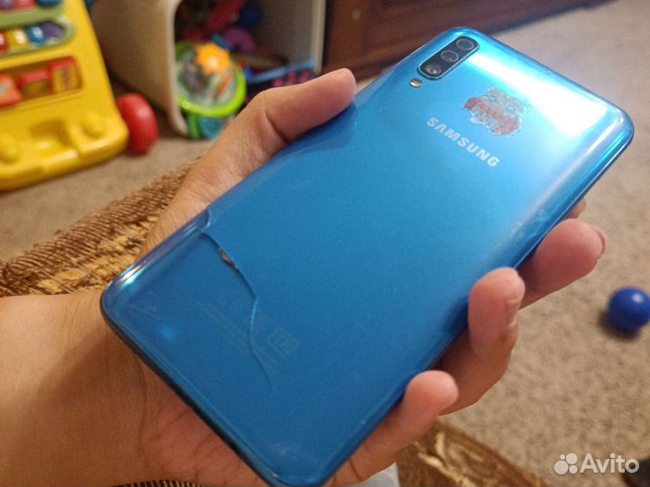 Бесплатно Samsung galaxy a50 2019