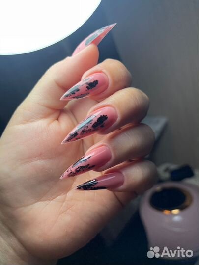 Маникюр, Педикюр