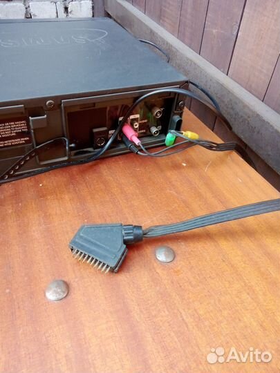 Видеомагнитофон samsung