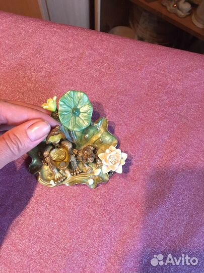 Сувенирная статуэтка