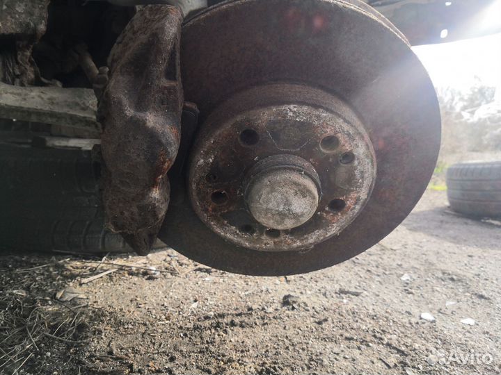 Суппорта передние мерседес 124 Е420 под 295 диск