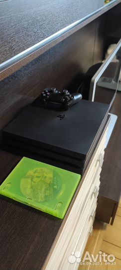 Sony playstation 4 PS4 pro 1tb