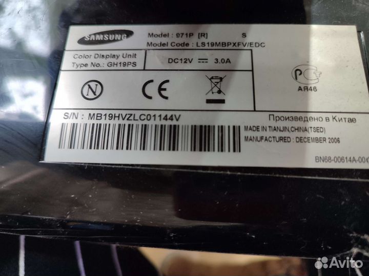 Монитор Samsung